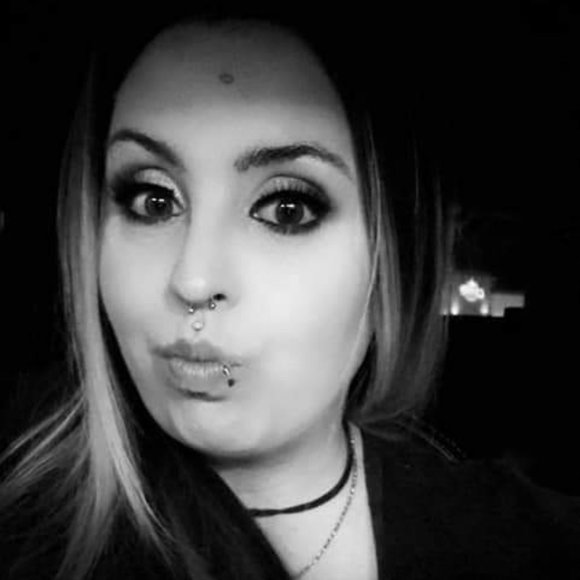 Meet your Posher, Dixie - Picture 7 of 9